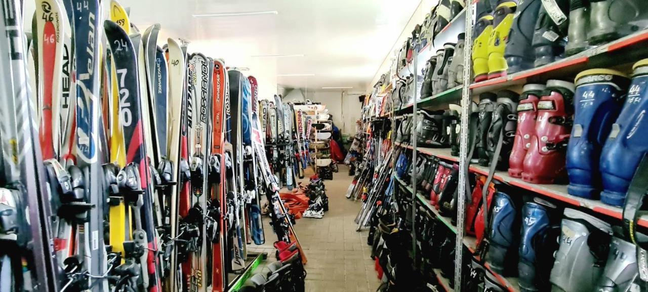 Gosciniec Na Stoku Pokoje 2,3,4 Osobowe, Cisza, Spokoj, Widok Na Stok Narciarski, Lasy, Laki Bobliwo Exterior photo