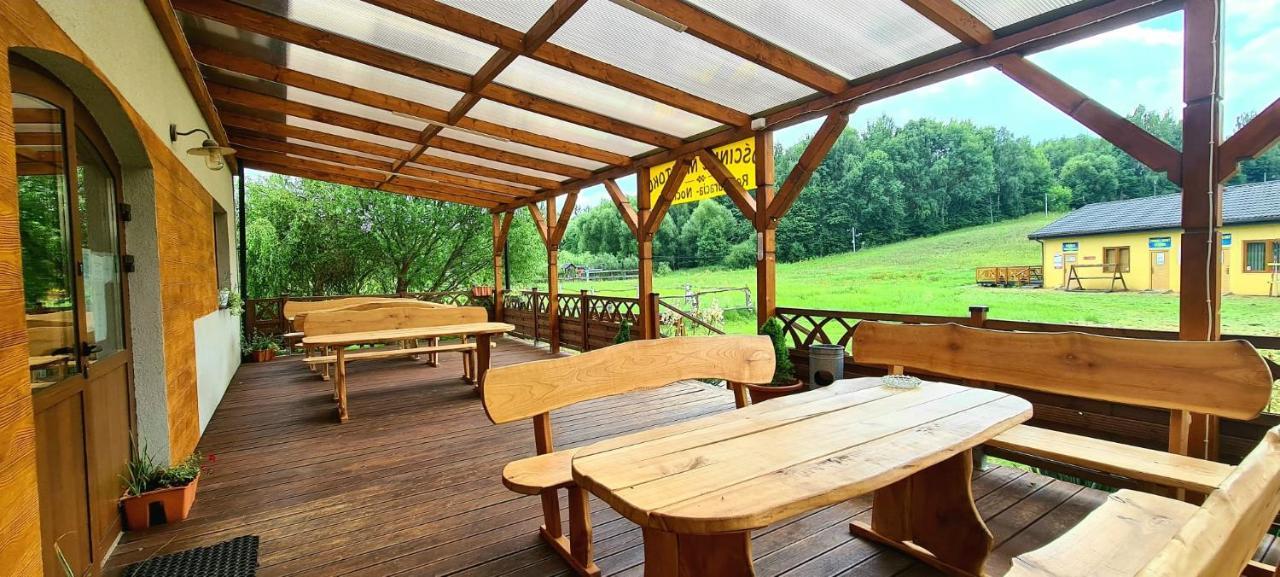 Gosciniec Na Stoku Pokoje 2,3,4 Osobowe, Cisza, Spokoj, Widok Na Stok Narciarski, Lasy, Laki Bobliwo Exterior photo