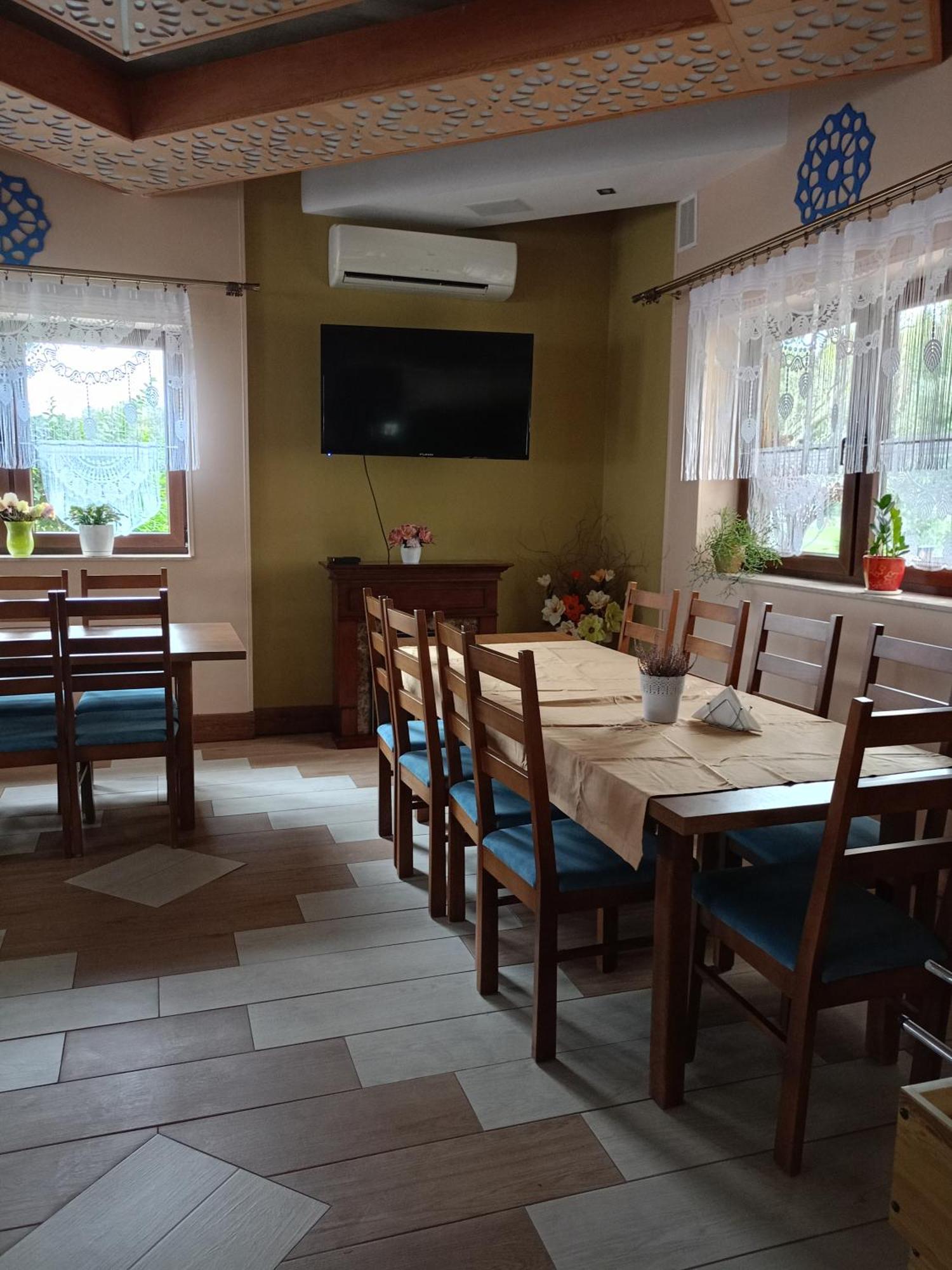 Gosciniec Na Stoku Pokoje 2,3,4 Osobowe, Cisza, Spokoj, Widok Na Stok Narciarski, Lasy, Laki Bobliwo Exterior photo